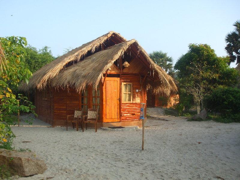 Kirinda Beach Resort, Yala Zewnętrze zdjęcie